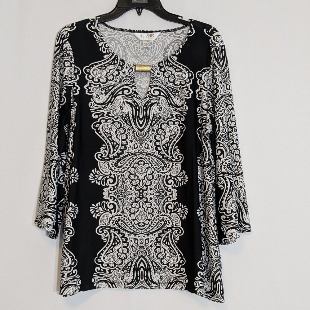 ALLISON TAYLOR Black/White Paisley 3/4 Sleeve Knit Top; Size PL
